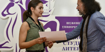 Обществото на живите поети