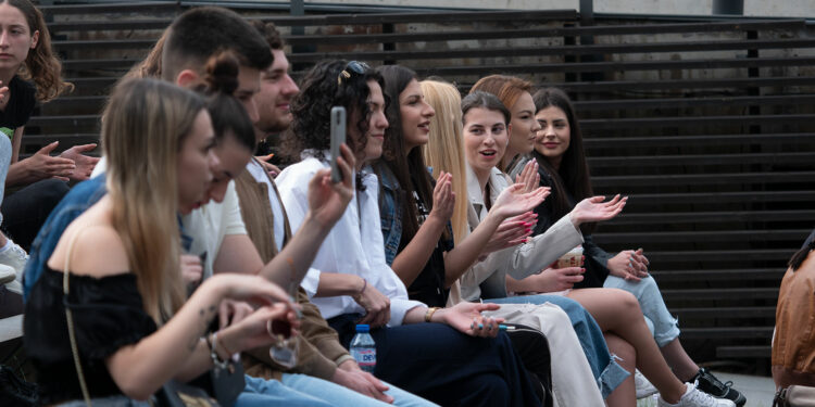 Кои партии подкрепят младите избиратели?