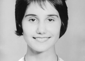 (Не)типичният случай на Петя Дубарова и френското чудо  Мину Друе