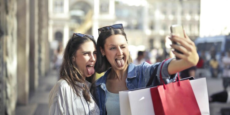 Тормозят ли планетата Черният петък и празниците?