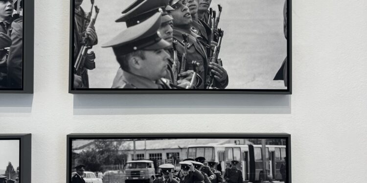 Строителни войски през обектива на Гаро Кешишян