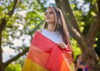 Транс и невидим: как законът ме изтрива