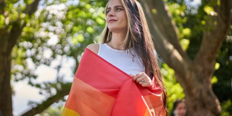 Транс и невидим: как законът ме изтрива