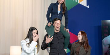 Филип Буков за образите, които създаваме без дубъл